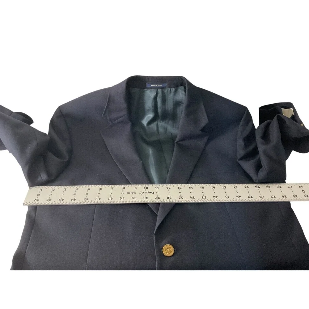 Club Room Mens Navy Blue 100% Wool Blazer Gold Crest Buttons Size 43 Regular